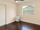 2533 Commodore Street - Photo 8