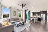 347 Basswood Cmn - Photo 1