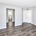 21128 Gladiolos - Photo 9