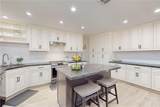 323 Bell Street - Photo 17