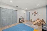 8054 Cedros Avenue - Photo 24