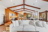 813 Greenbriar Drive - Photo 9