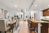 543 Rockefeller - Photo 11