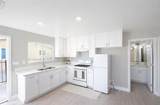 621 Leonard Ave - Photo 2