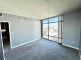 425 W Beech St - Photo 15