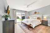 677 Clinton Street - Photo 15