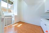 933 Manhattan Place - Photo 10