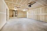 715 Hunter - Photo 48