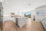 246 Canterbury - Photo 10