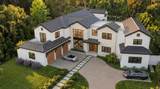 2965 Woodford Drive - Photo 5