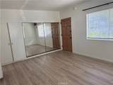 10438 Scoville - Photo 4
