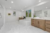 118 Iron Gate - Photo 16