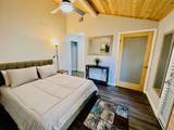 643 Villa Grove Avenue - Photo 11