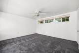1238 Studebaker - Photo 18