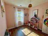 10522 Poinsettia Ln - Photo 13