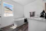 7637 Radford Avenue - Photo 11