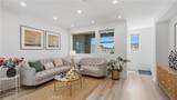 633 S Lyon St - Photo 2