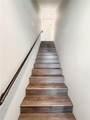 946 Warwick - Photo 12