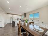 946 Warwick - Photo 19