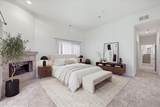 2205 Bentley Avenue - Photo 32
