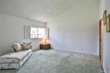 672 Greendale Lane - Photo 22