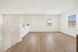 246 Canterbury - Photo 23