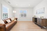246 Canterbury - Photo 26