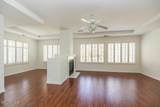 3035 Hollycrest Avenue - Photo 2