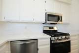 870 Lancaster - Photo 15