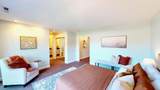 584 Spinnaker Court - Photo 14