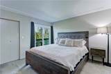 576 Bellflower Boulevard - Photo 17