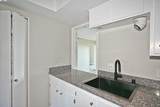 19100 Crest Ave - Photo 9
