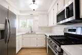 870 Lancaster - Photo 14