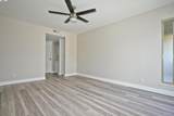 19100 Crest Ave - Photo 18