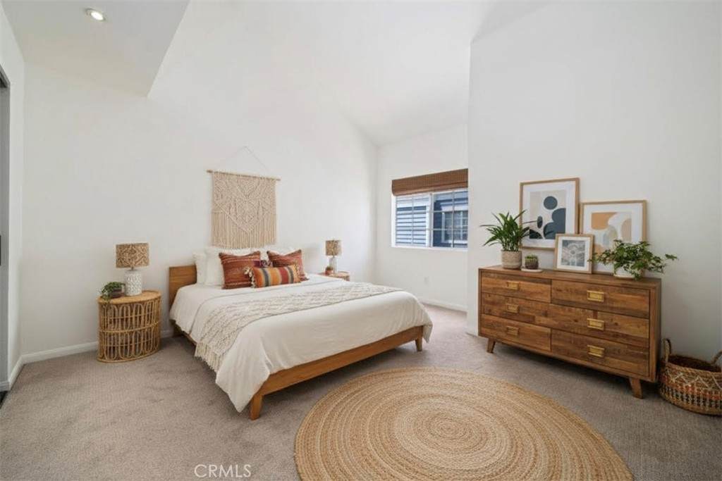 101 Spring - Photo 1