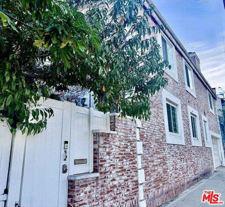 2225 Cahuenga Boulevard - Photo 1