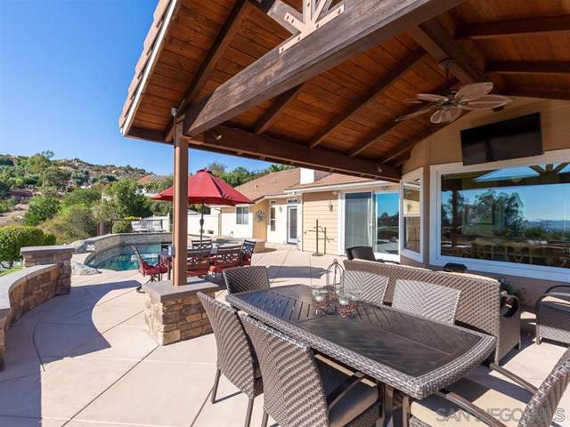 724 Camelot Pkwy - Photo 1
