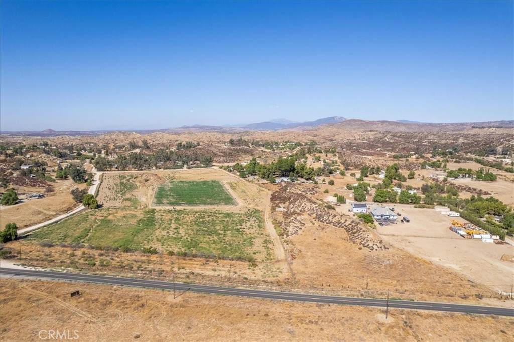 https://bt-photos.global.ssl.fastly.net/socal/orig_boomver_17_373420058-2.jpg