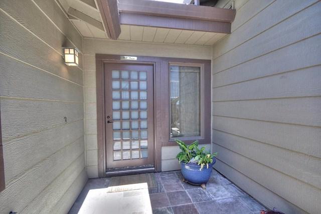504 Southhill Boulevard - Photo 1