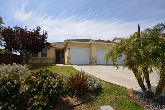 35455 Meadow Park Circle, Wildomar, CA 92595 (#SW17077857) :: Allison James Estates and Homes