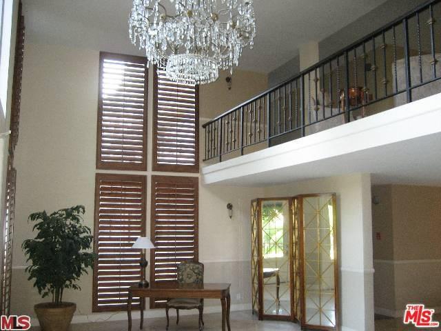 2385 Roscomare Road - Photo 1