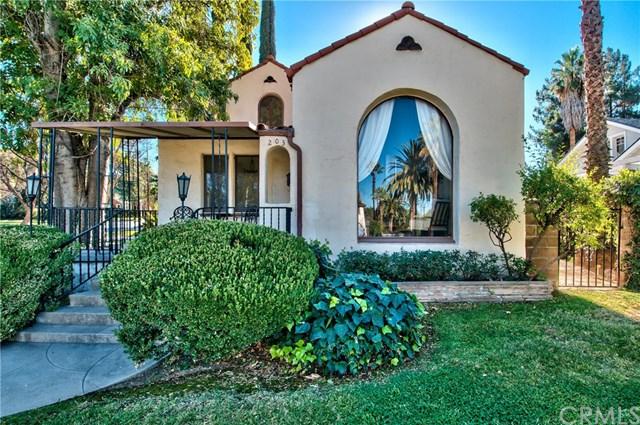 203 Cypress Avenue - Photo 1