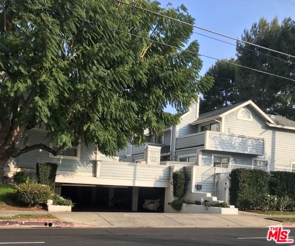 7300 Balboa - Photo 1