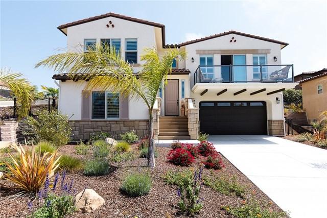 215 Santos Way - Photo 1