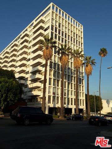 7135 Hollywood - Photo 1