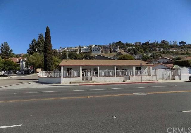 411 Hewes Street - Photo 1