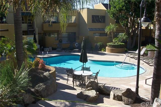 25712 Le Parc - Photo 1