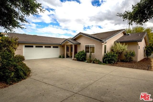 604 Hillside Drive - Photo 1