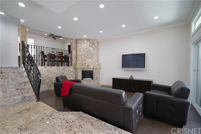 7100 Balboa Boulevard - Photo 1