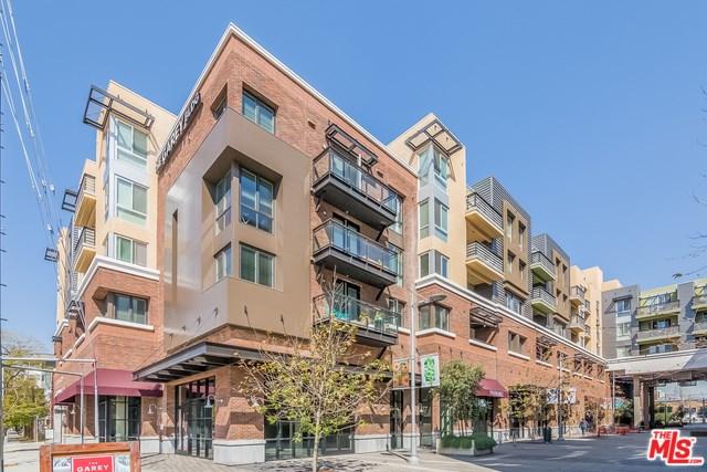 905 2ND Street - Photo 1